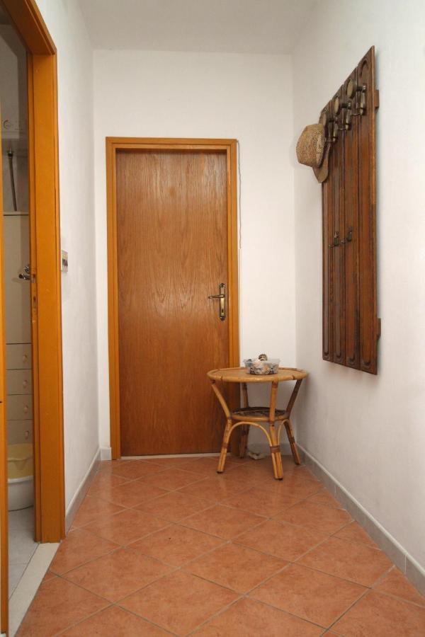 Seaside Apartments With A Swimming Pool Kneza, Korcula - 9269 Račišće Екстериор снимка