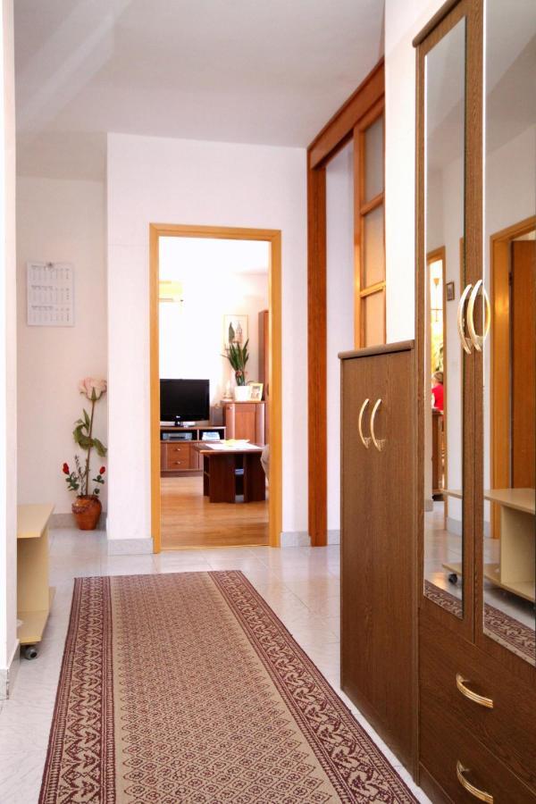 Seaside Apartments With A Swimming Pool Kneza, Korcula - 9269 Račišće Екстериор снимка